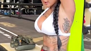 Boxing performance on the Body of Girl