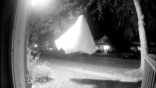 What did I see through the door eyehole? #CaughtonRingCamera #paranormal #scary #jumpscare