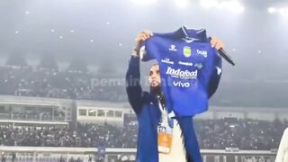 Alasan Persib Rekrut Layvin Kurzawa dan Dion Markx