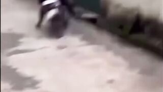 Viral! accidents occur due to careless crossing