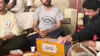 Tanveer nizar saheem saleh urdo song