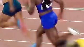 Women around race very fast and win this match