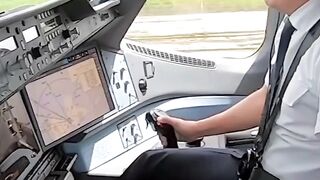 A350-1000 Landing ???????? Name your favorite Cockpit ????