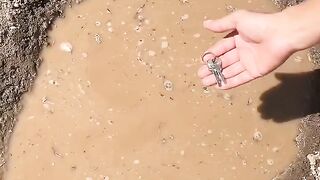 Beautiful Techniqe to Rmove Key Into the mud