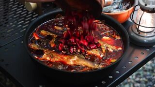 Early Autumn Camping | Hot Pot with Yellow Catfish and Ginger-Scallion Prawns by the Stream Embarking on Early Autumn