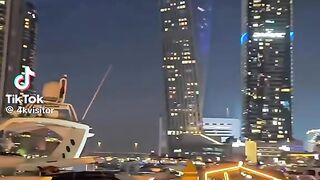 Dubai lovers