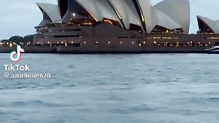 Australia lovers