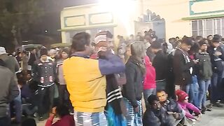 Jasha talaজালসা তলায় খাবার সময়