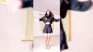 Indian Girl Mannat Khanna Dance