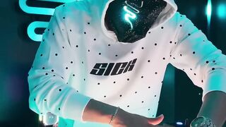 Free luxury lifestyle background video for tiktok -quotes, money, rich lifestyle