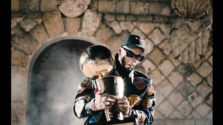 Anuel AA_MERCEDES TINTIA