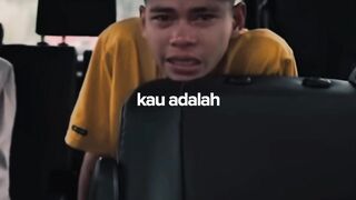 DANI ODGJ MENYANYI PIDI BAIQ