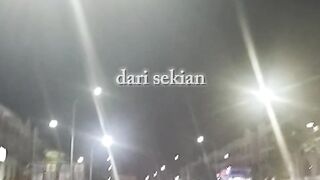 Kilauan germelap hiasan lampu jalanan