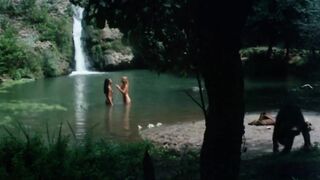 Emanuelle and the last cannibals (1977) - 2