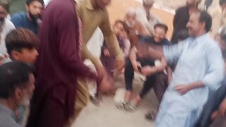 Sindhi dholak dance