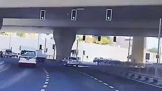 Bahut savdhaan se gadi chalawo cahacha