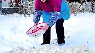 Northern China is basically a natural dumpling-freezing factory! ????❄️#fyp#viral #satisfying #winter