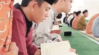 Baca Surah Al KAhfi