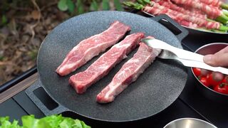 Spring Camping | Enjoying Pineapple and Grilled Beef It's the perfect season for pineapples, so head outdoors