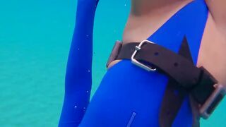 Dives today with girl sexy boke shake