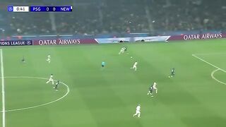 Paris Saint-Germain 1 Newcastle United 1 | UEFA Champions League Highlights