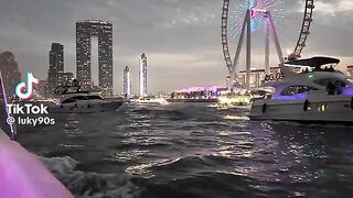 Dubai lovers