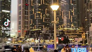 Dubai lovers