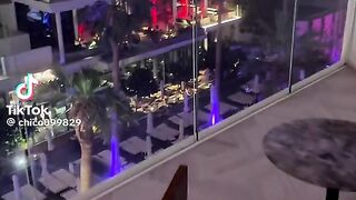 Dubai lovers