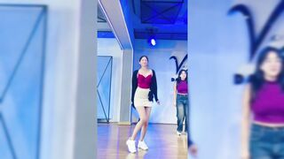 Indian Girl Vaishnavi Dance