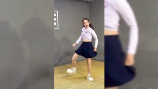 Indian Girl Aakanksha Surekha Dance