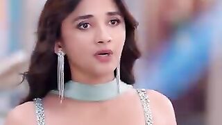 Five star hotel main kia kar rahe hoo ghar chaloo aur bartaan saaf karoo