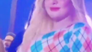 لحظة إيجابية