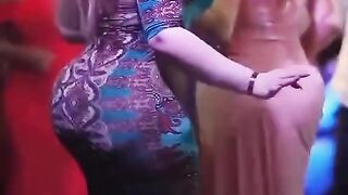 سارة السوريا : Sarah Al-Suri