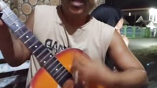 Musik itu mengalirkan rasa