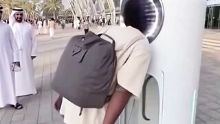 Cukur Rambut 3 Detik! Kepala Masuk, Keluar Langsung Rapi!