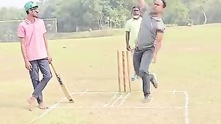 কমিটি ভাইরাল ফানি ভিডিও