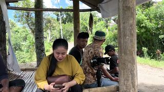 Bercanda dulu sebelum proses pembuatan film pendek