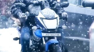 Snow fall in Kashmir what a beautiful view never miss a watch
