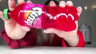 ASMR *RED FOOD* CINDERELLA GLASS SLIPPER, SODA BOTTLE, LIL NITRO GUMMY BEAR SOUR CHERRIES MUKBANG 먹방