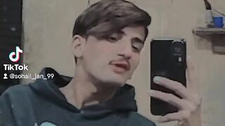b9d93b2301f74696d5da52f083ab1fe6.