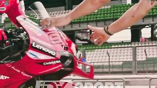 Marc Marquez Bikin Sepang Heboh, Tapi Reaksinya Malah di Luar Dugaan: Ada Apa? #motogp2026