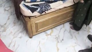 Gadis 13 Tahun Ditemukan Terkunci di Kotak Divan, Warga Panjabari Geger!