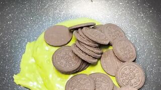 No plot today ???? Just immersing myself in making a pot of matcha snowflake crisps