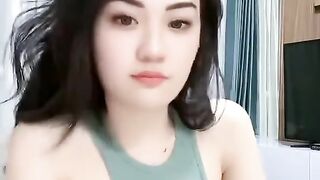 Terima apa yang terjadi, dan lawanlah apa yang tidak kamu sukai.