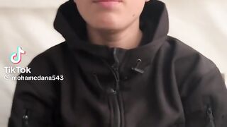 ياقبر اخبر من تضم بانني