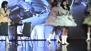 Olla, Kathrina dan Grace di liatin terus sama yang punya mobil pas syuting #AndaiKuBukanIdola