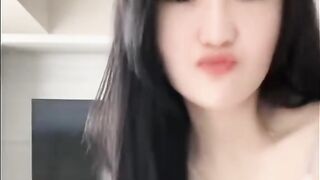 Vibes hari ini, glow up secara mental dan finansial. Siapa yang setuju glow up sejati datang dari dalam