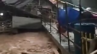 Bencana Itu Teguran Alam