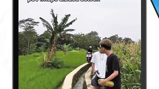 cewek lagi-cewek lagi