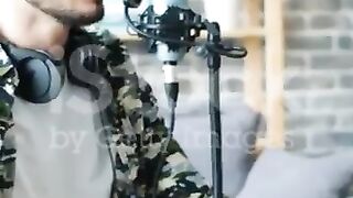 Searching for happiness: shi Heng yi